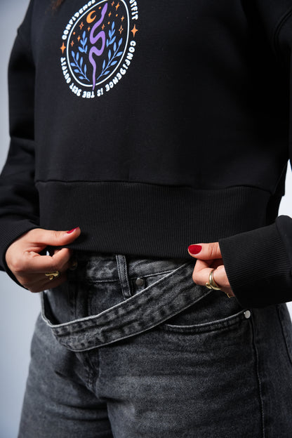 “CONFIDENCE IS THE BEST OUTFIT” Cropped Crewneck printed Black