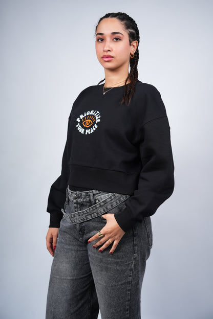 “PRIORITIZE YOUR PEACE” Cropped Crewneck printed Black