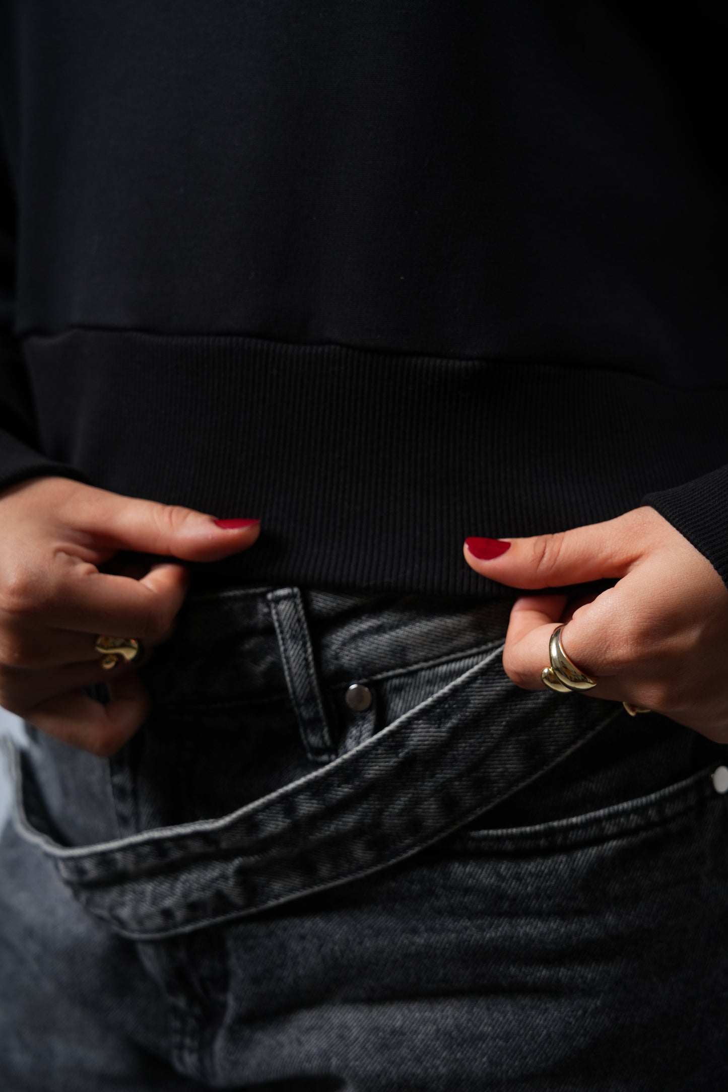 “Creating My Own Sunshine” Cropped Crewneck printed Black